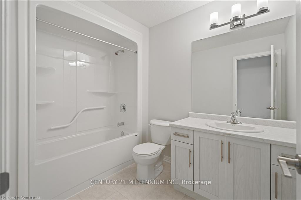 Photo 24 of 45 Saffron Way, Pelham, Fonthill — HOMEH