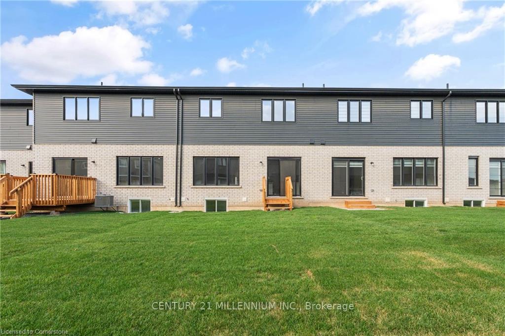 Photo 34 of 45 Saffron Way, Pelham, Fonthill — HOMEH