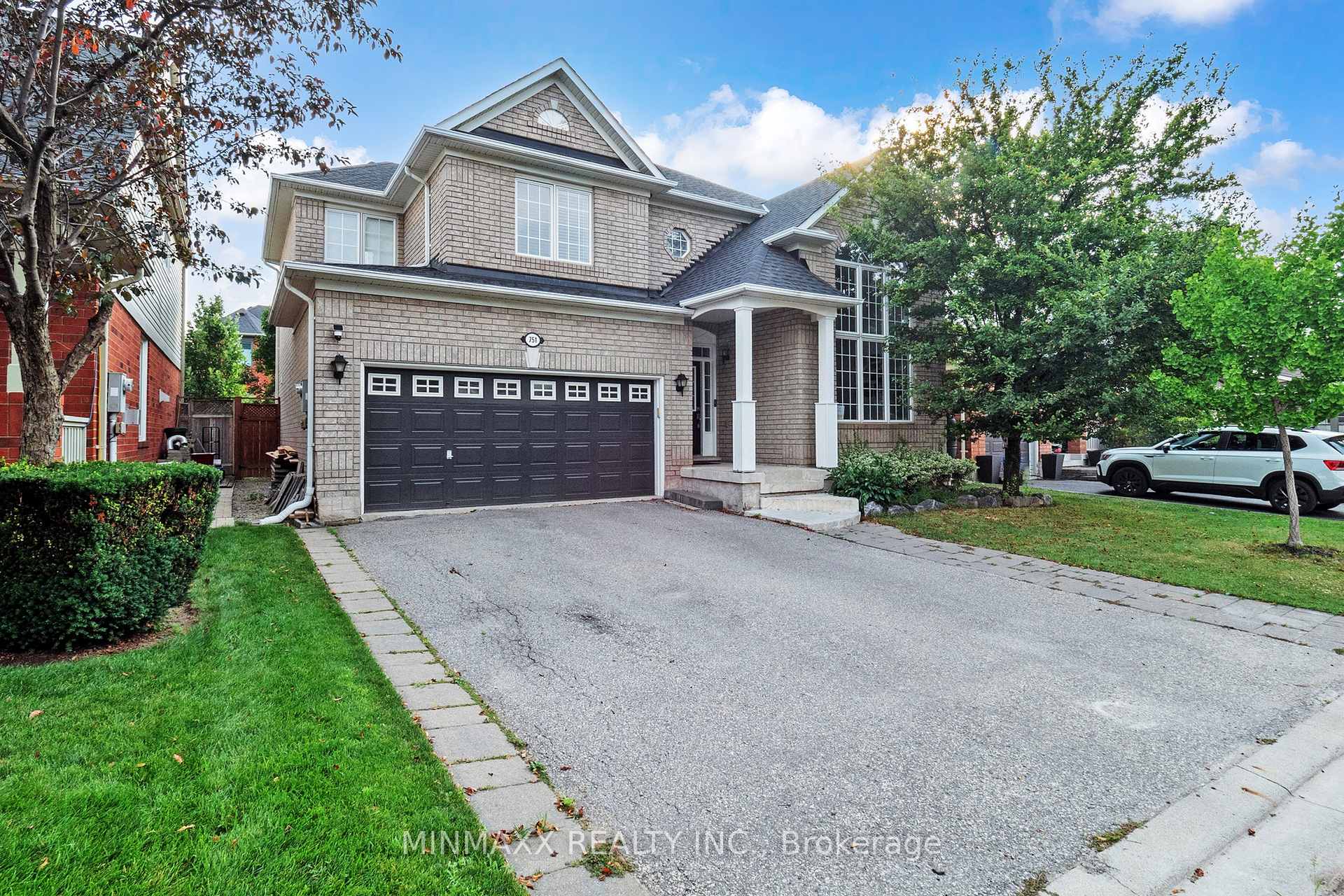 Photo 1 of 751 Turrell Crescent, Milton, Beaty — HOMEH
