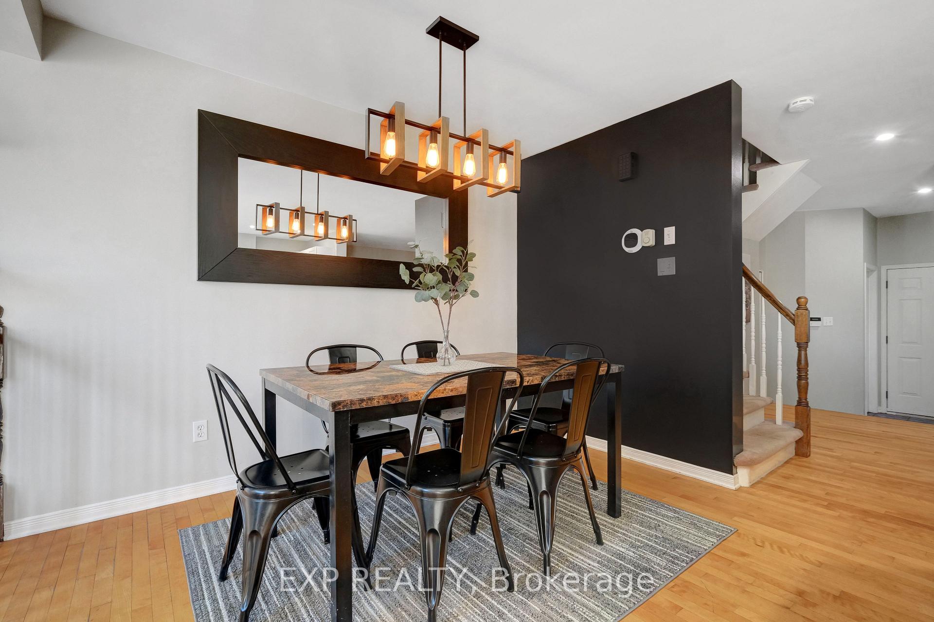 Photo 21 of 104 Carwood Circle, Ottawa, Carson Meadows — HOMEH