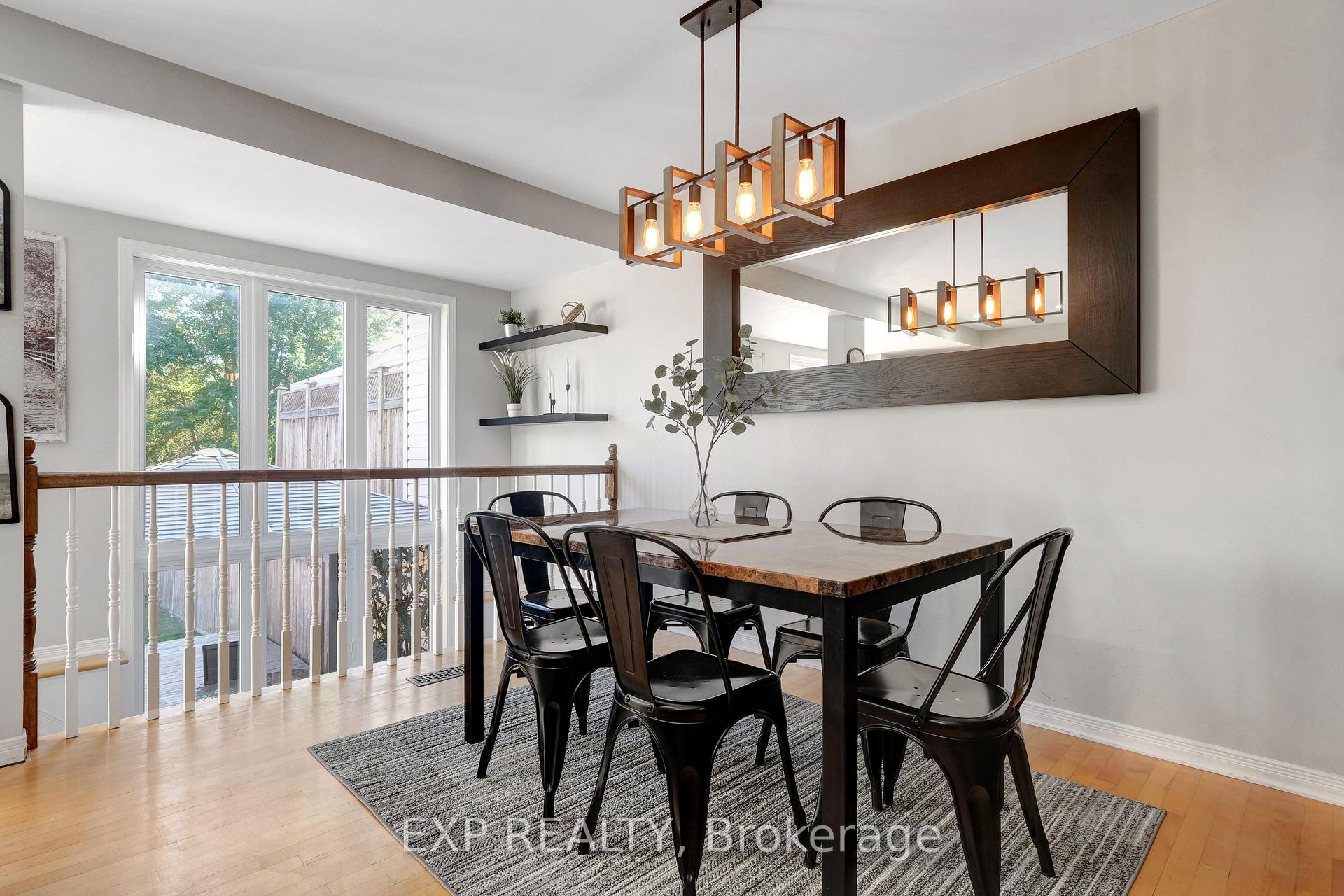 Photo 22 of 104 Carwood Circle, Ottawa, Carson Meadows — HOMEH