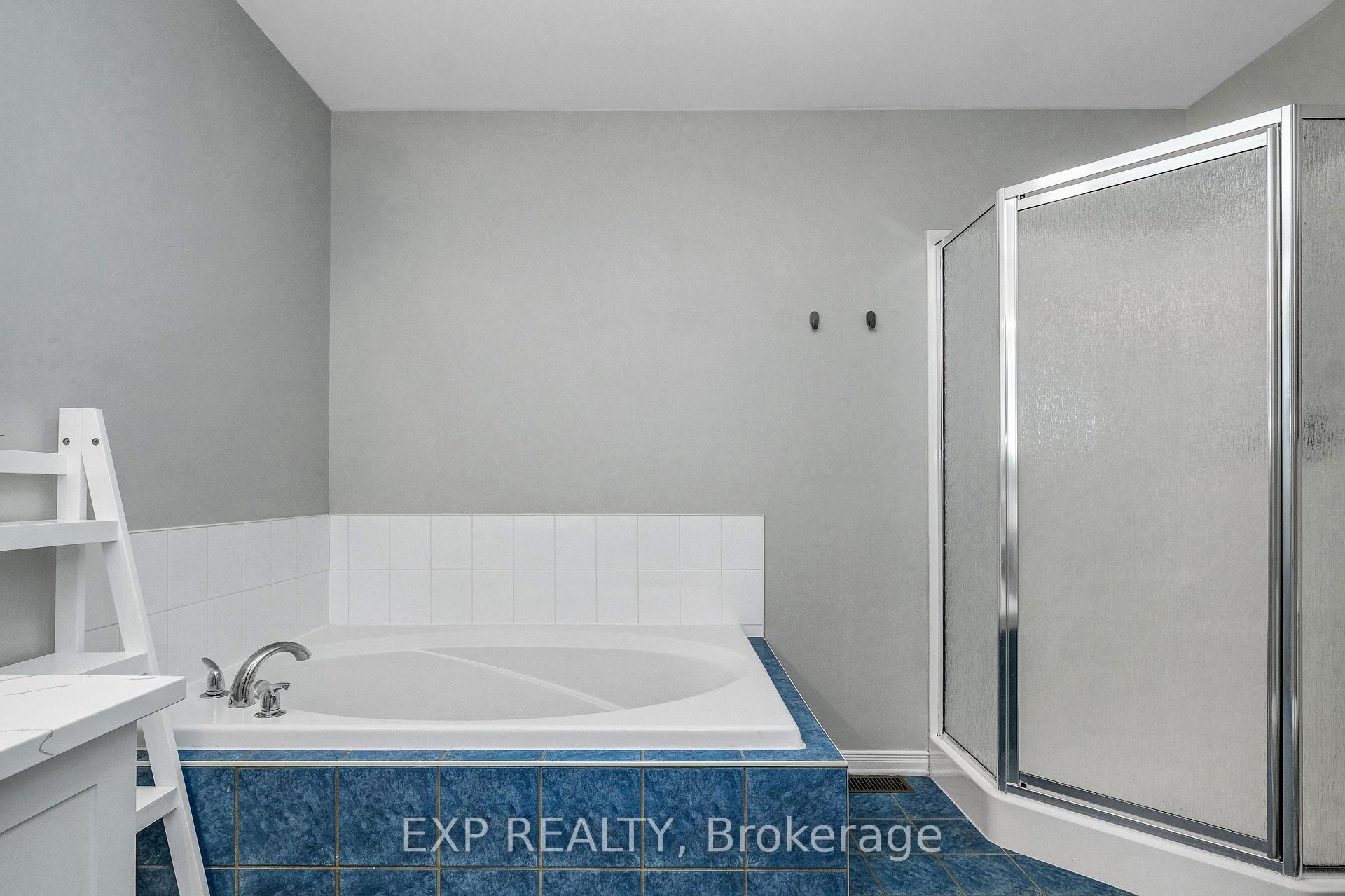 Photo 31 of 104 Carwood Circle, Ottawa, Carson Meadows — HOMEH