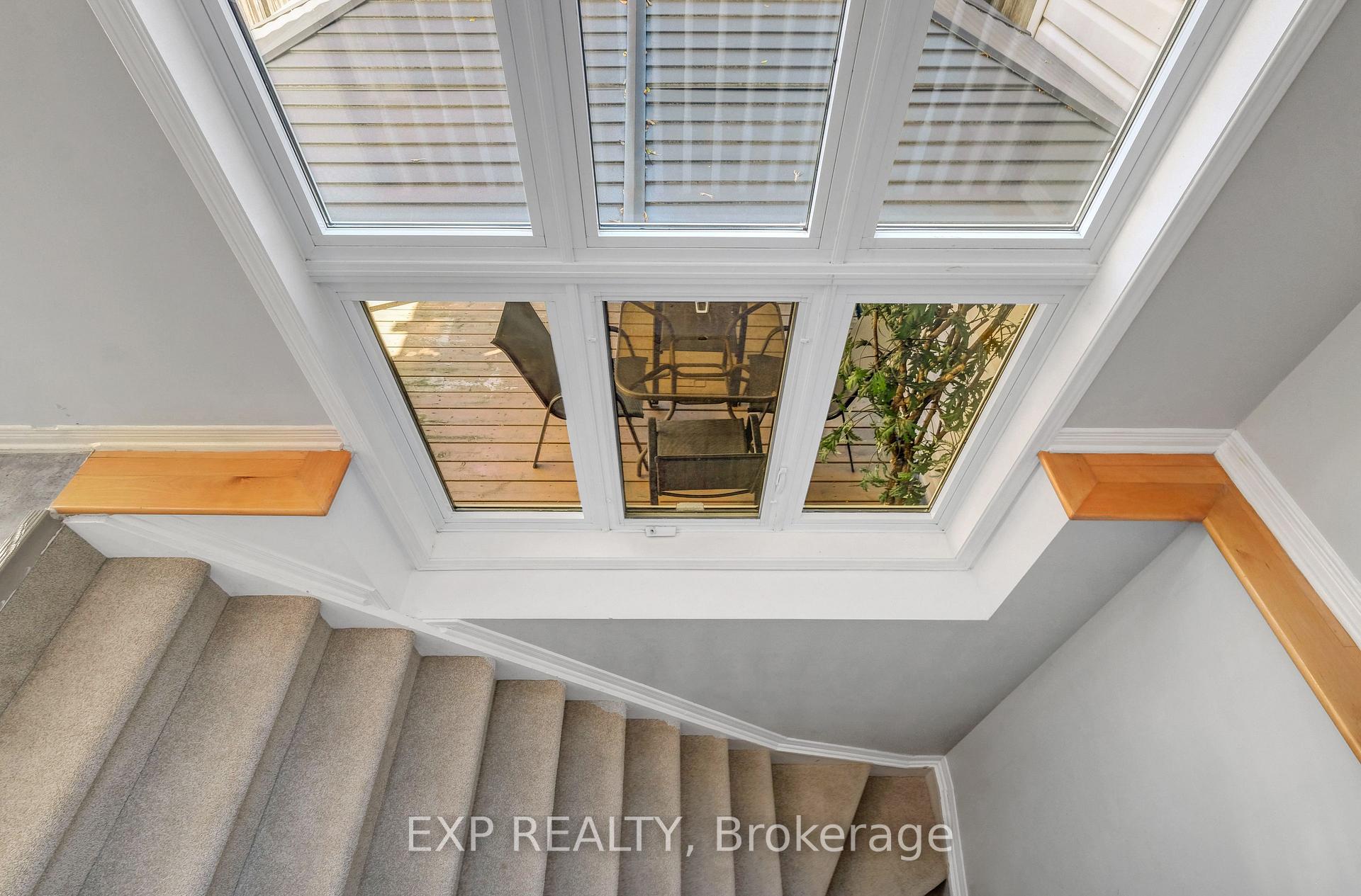Photo 38 of 104 Carwood Circle, Ottawa, Carson Meadows — HOMEH