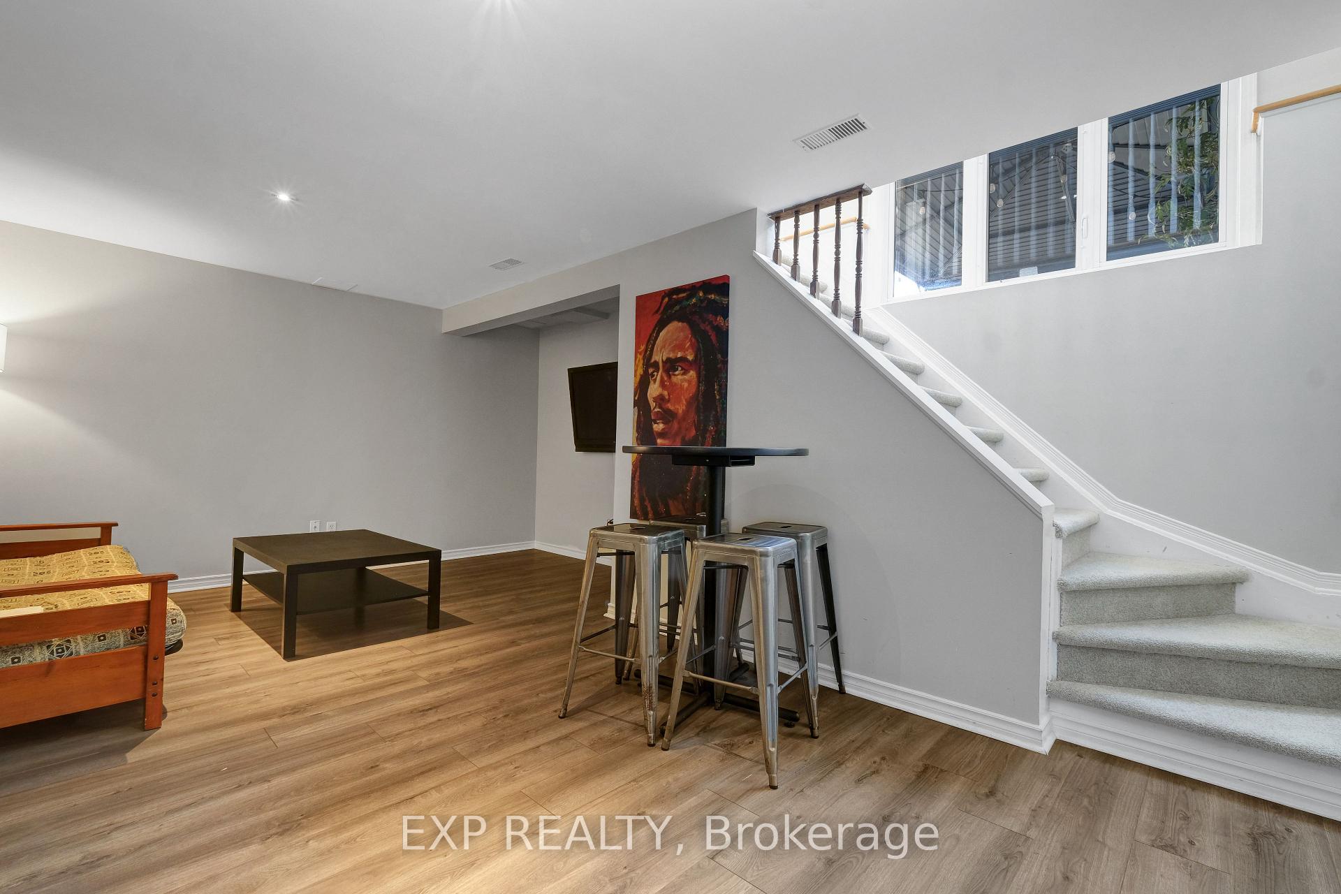 Photo 40 of 104 Carwood Circle, Ottawa, Carson Meadows — HOMEH
