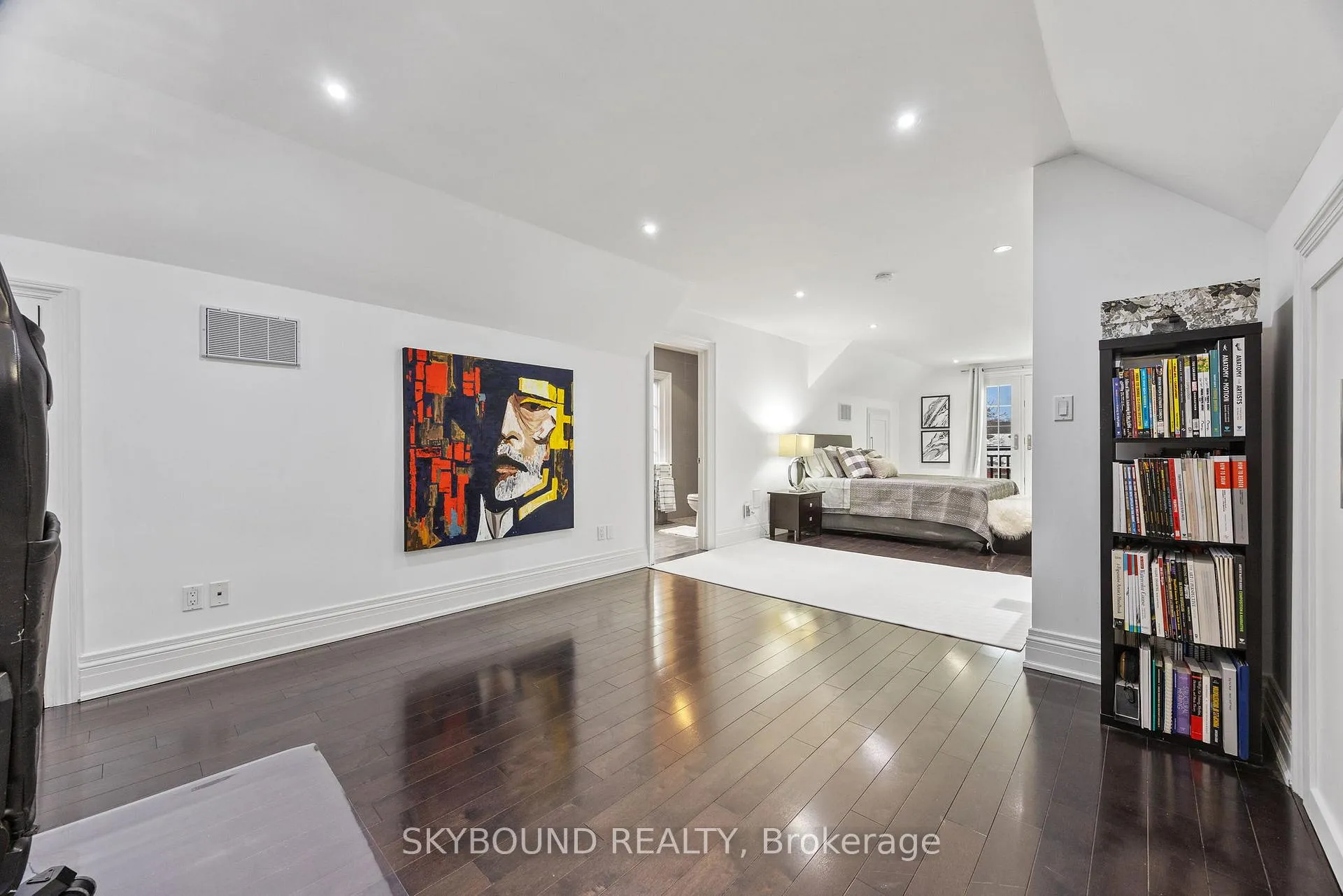 Photo 33 of 20 Fairview Boulevard, Toronto, North Riverdale — HOMEH