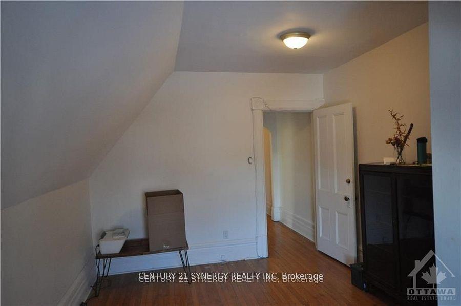 Photo 6 of Unit 3, 458 Maclaren Street, Ottawa, Ottawa Centre — HOMEH