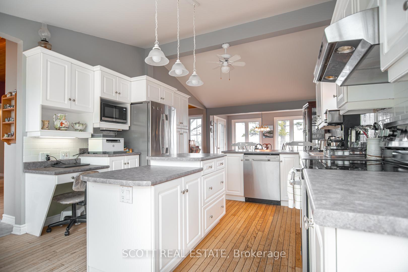 Photo 15 of 49 Trillium Lane, North Algona Wilberforce, North Algona/Wilberforce Twp — HOMEH