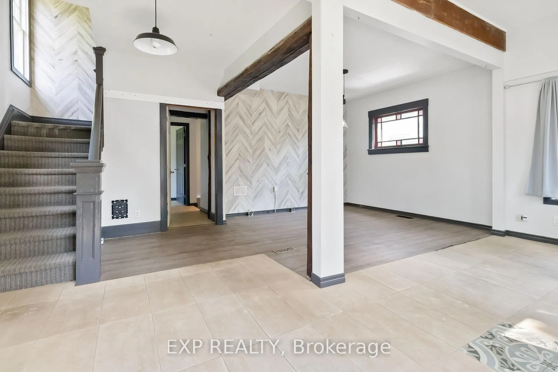 Photo 6 of 105 Market Street E, Norfolk, Port Dover — HOMEH