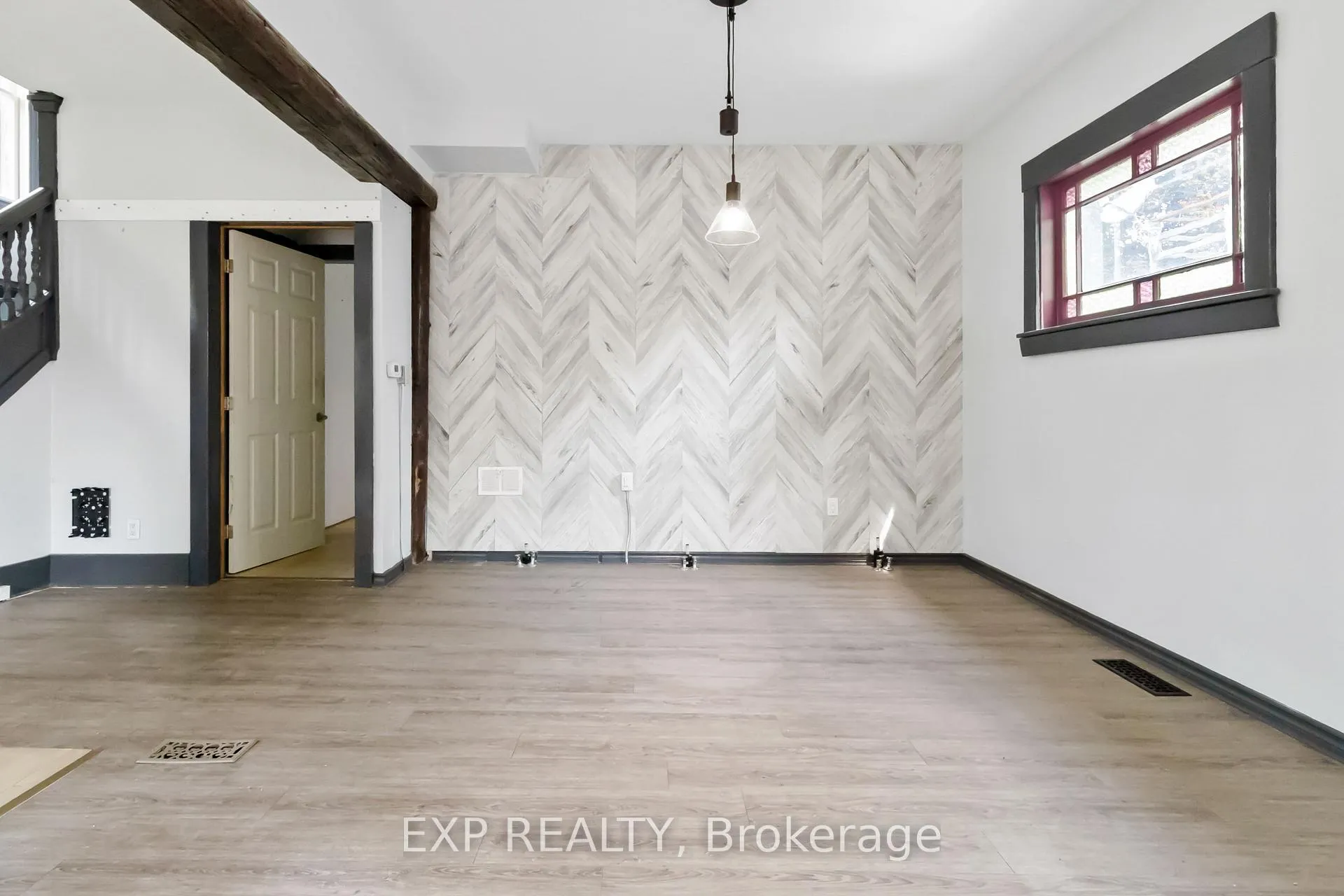 Photo 10 of 105 Market Street E, Norfolk, Port Dover — HOMEH