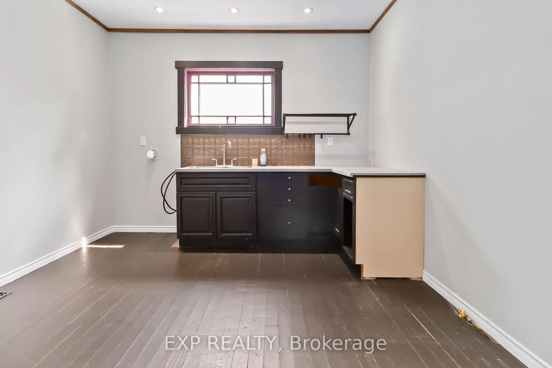 Photo 13 of 105 Market Street E, Norfolk, Port Dover — HOMEH