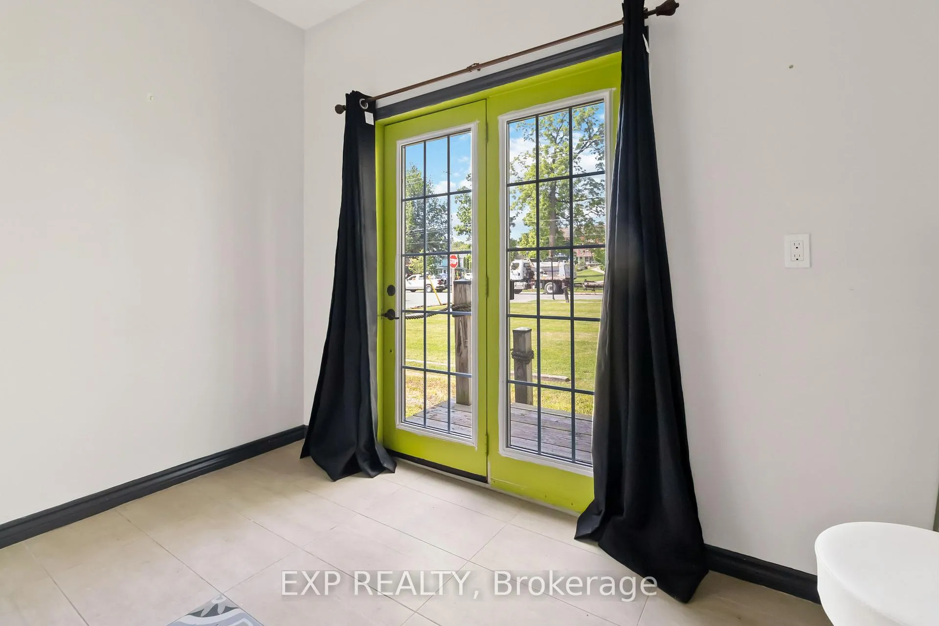 Photo 15 of 105 Market Street E, Norfolk, Port Dover — HOMEH