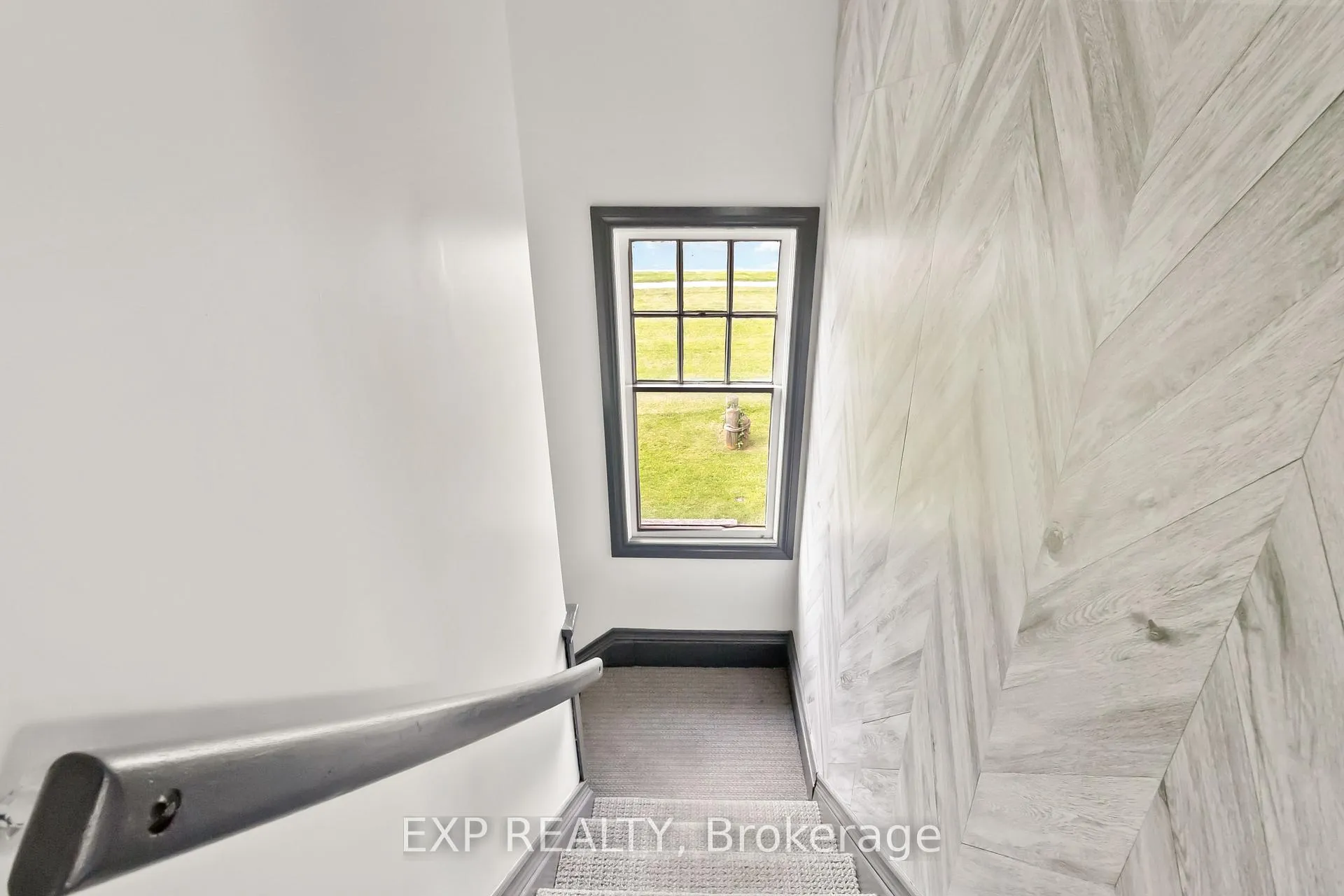 Photo 16 of 105 Market Street E, Norfolk, Port Dover — HOMEH