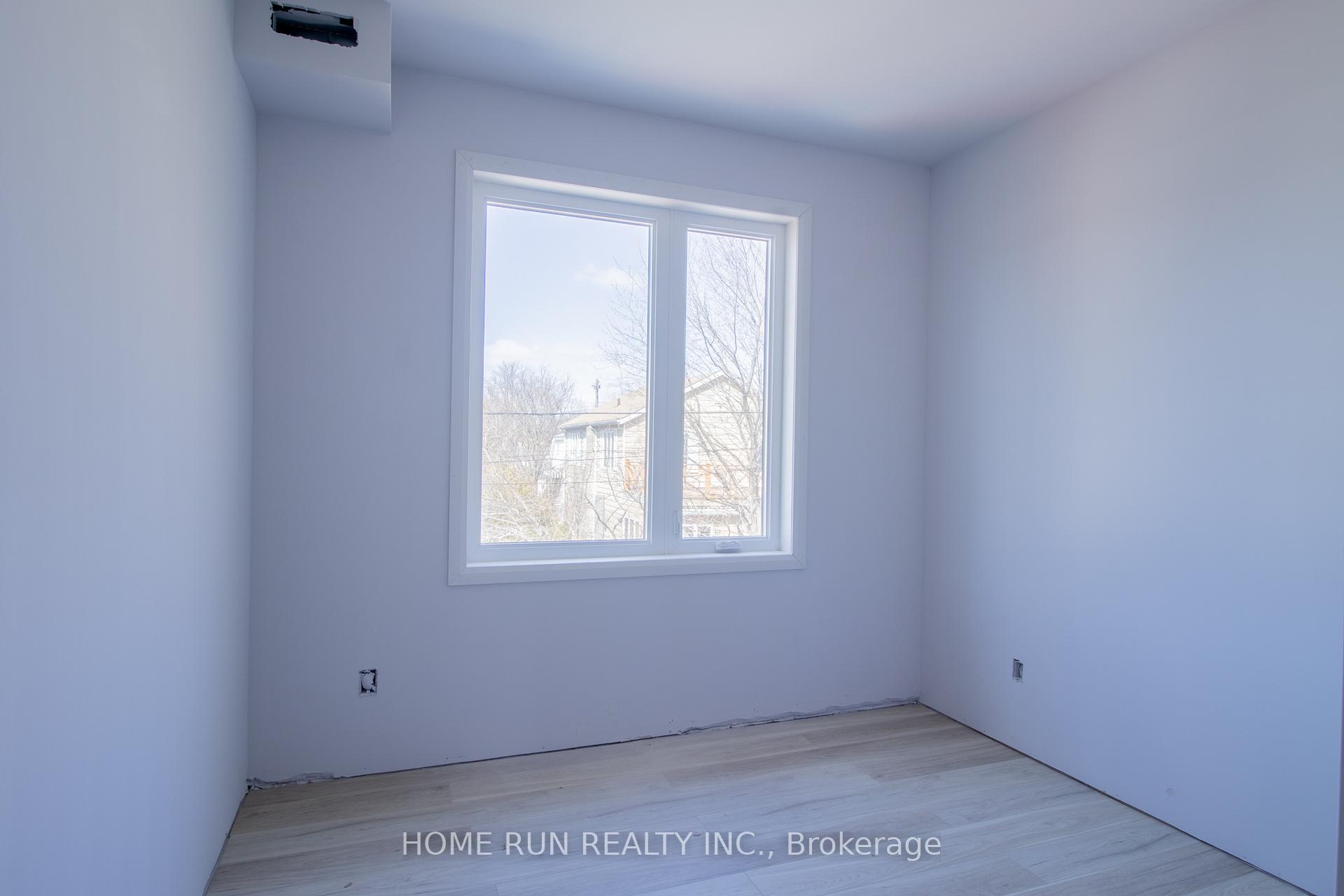 Photo 8 of Unit A, 87 Queen mary Street, Ottawa, Overbrook/Castle Heights — HOMEH
