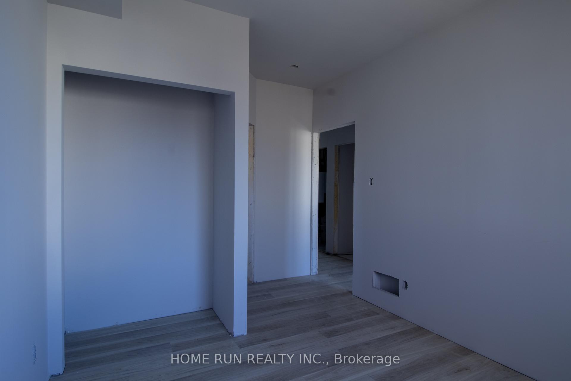 Photo 10 of Unit A, 87 Queen mary Street, Ottawa, Overbrook/Castle Heights — HOMEH