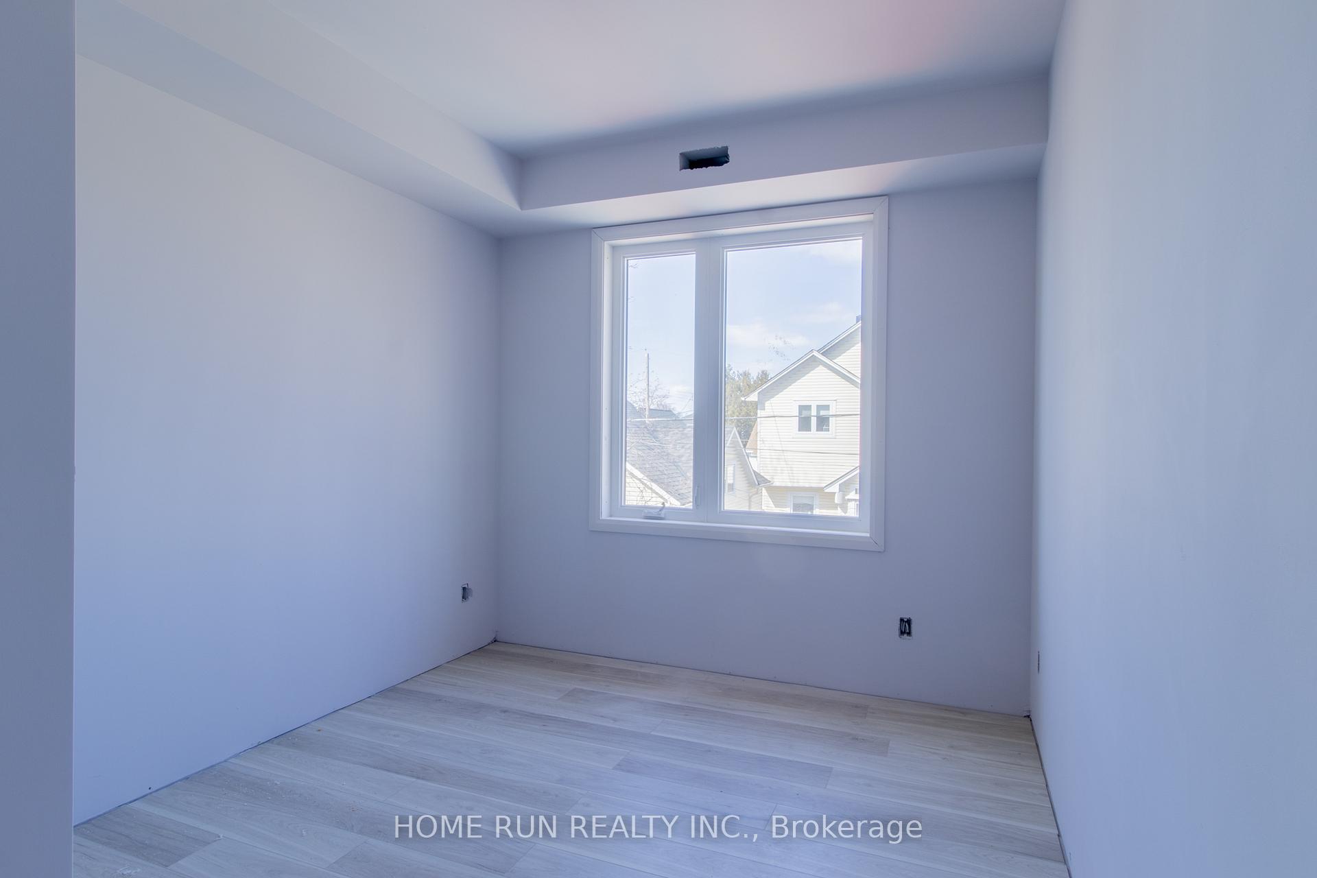Photo 12 of Unit A, 87 Queen mary Street, Ottawa, Overbrook/Castle Heights — HOMEH
