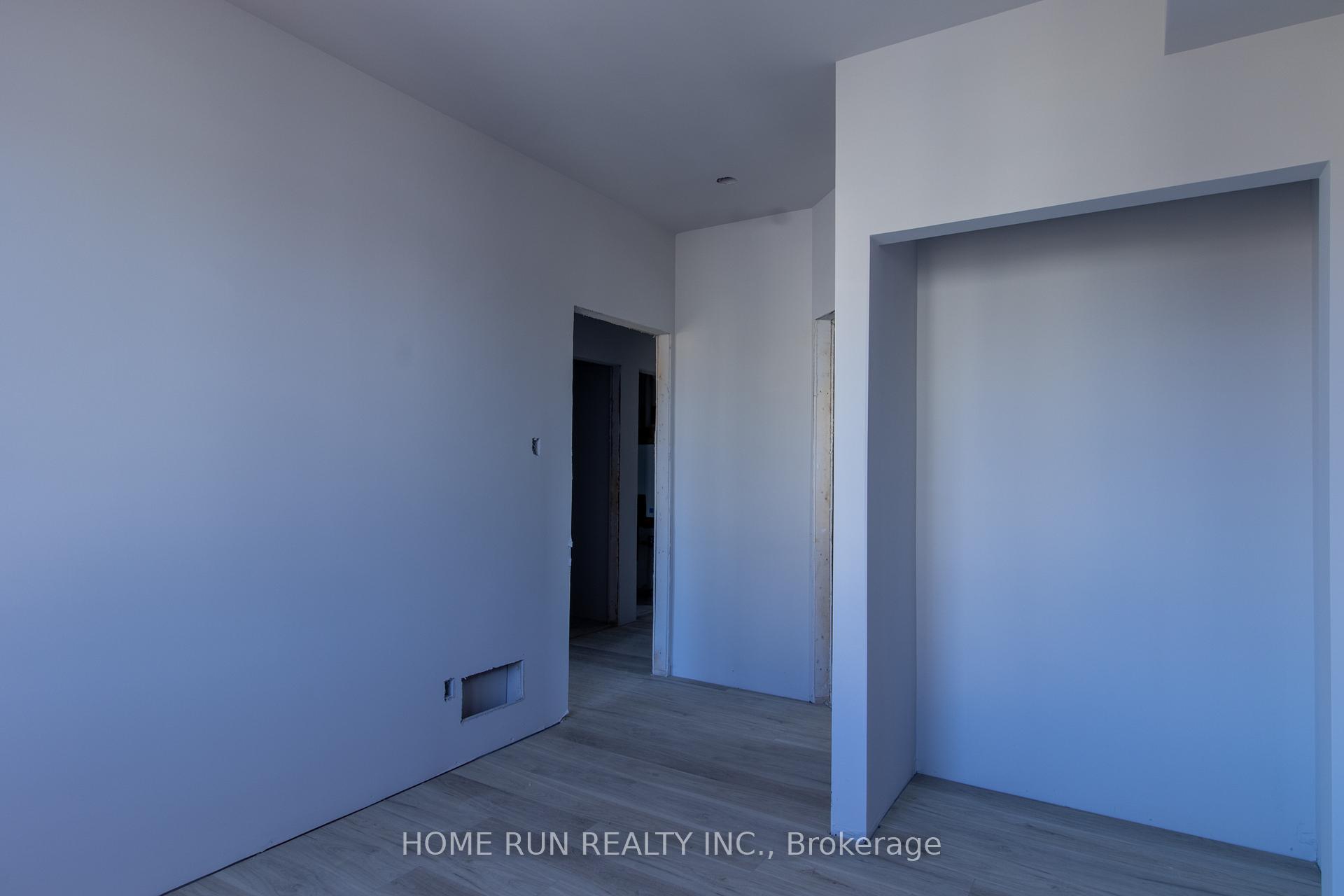 Photo 13 of Unit A, 87 Queen mary Street, Ottawa, Overbrook/Castle Heights — HOMEH