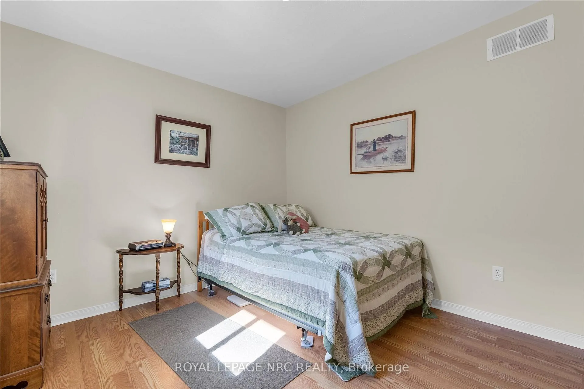 Photo 20 of 13 Tanner Drive, Pelham, Fonthill — HOMEH