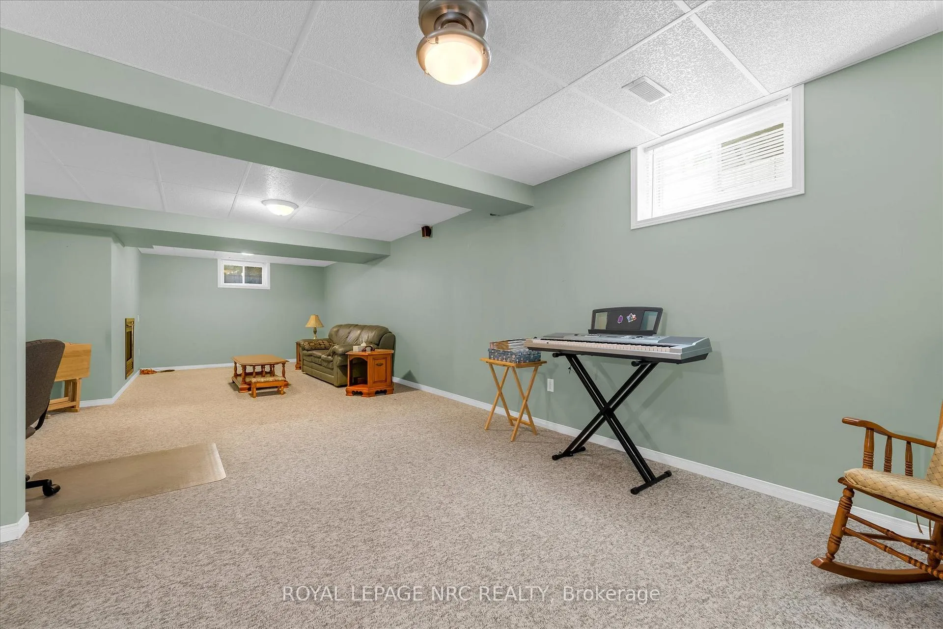 Photo 24 of 13 Tanner Drive, Pelham, Fonthill — HOMEH