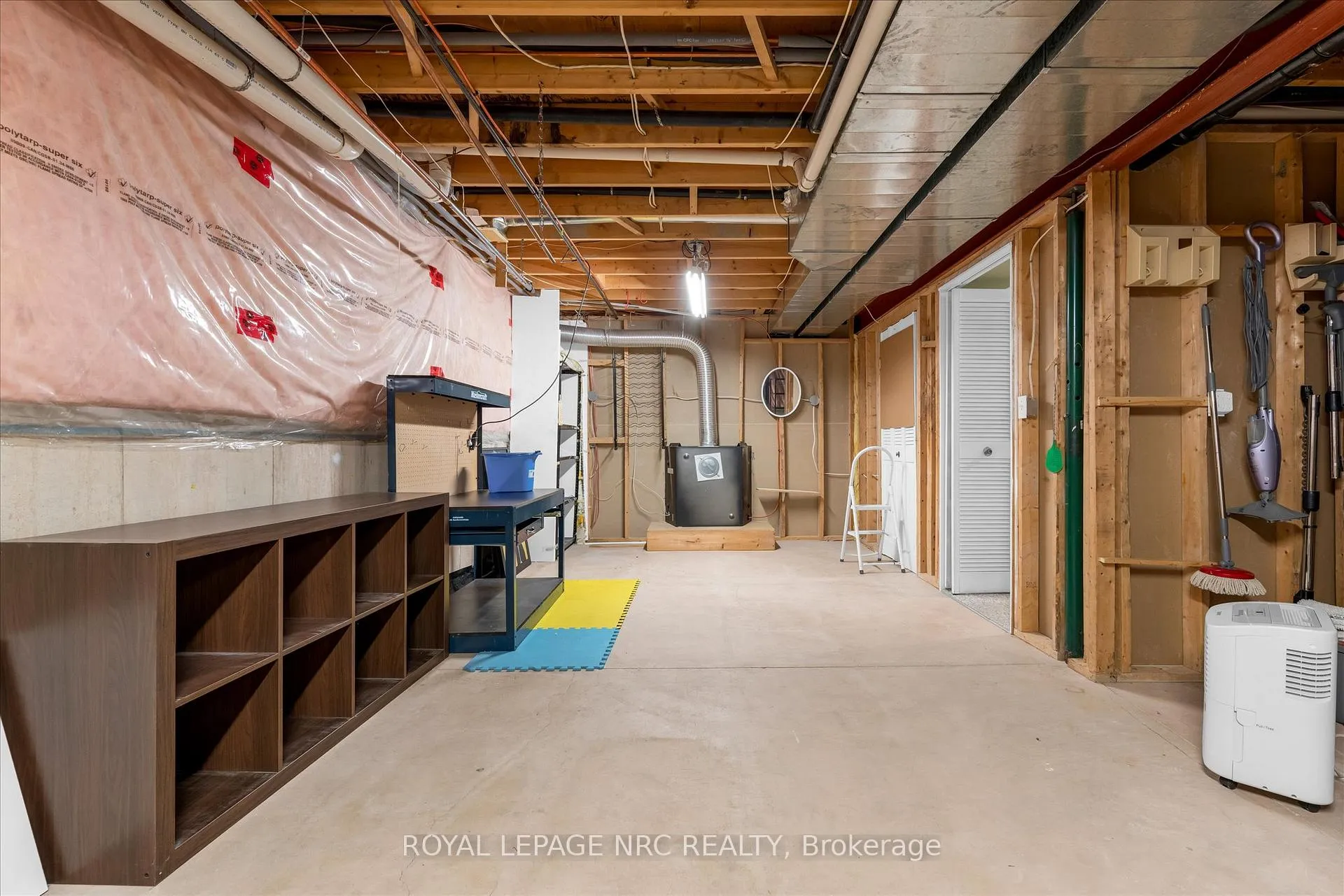 Photo 30 of 13 Tanner Drive, Pelham, Fonthill — HOMEH