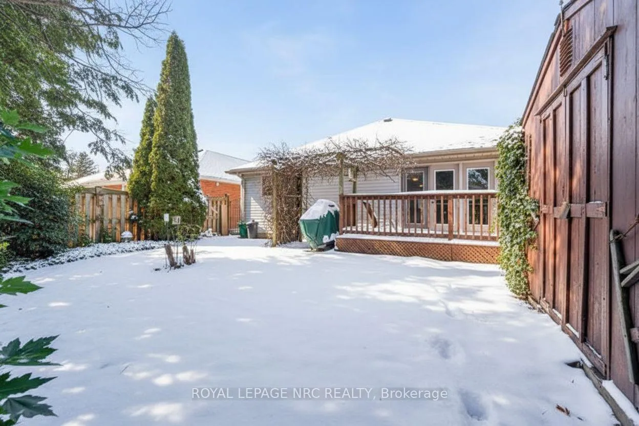 Photo 35 of 13 Tanner Drive, Pelham, Fonthill — HOMEH