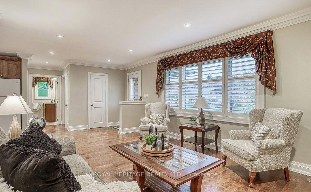 Photo 8 of 339 Nipigon Street E, Oshawa, McLaughlin — HOMEH