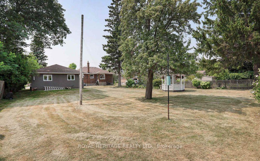 Photo 24 of 339 Nipigon Street E, Oshawa, McLaughlin — HOMEH