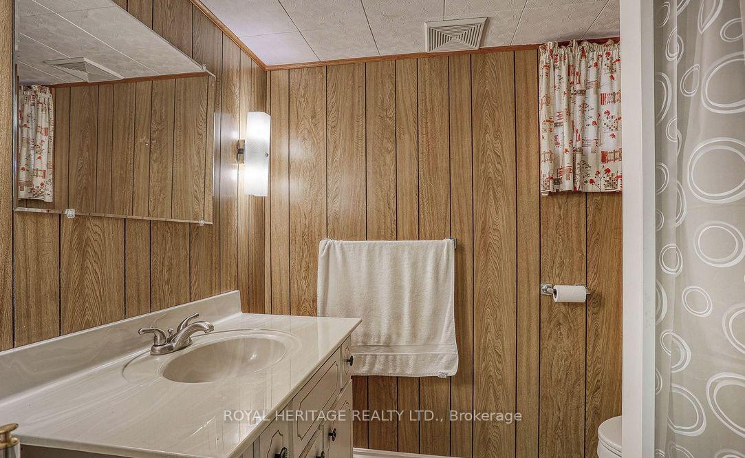 Photo 32 of 339 Nipigon Street E, Oshawa, McLaughlin — HOMEH