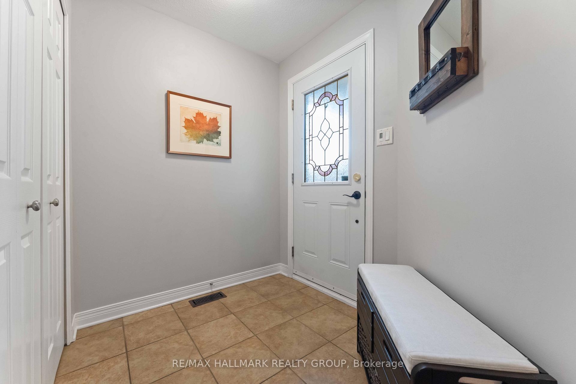 Photo 3 of 91 Borealis Crescent, Ottawa, Carson Meadows — HOMEH