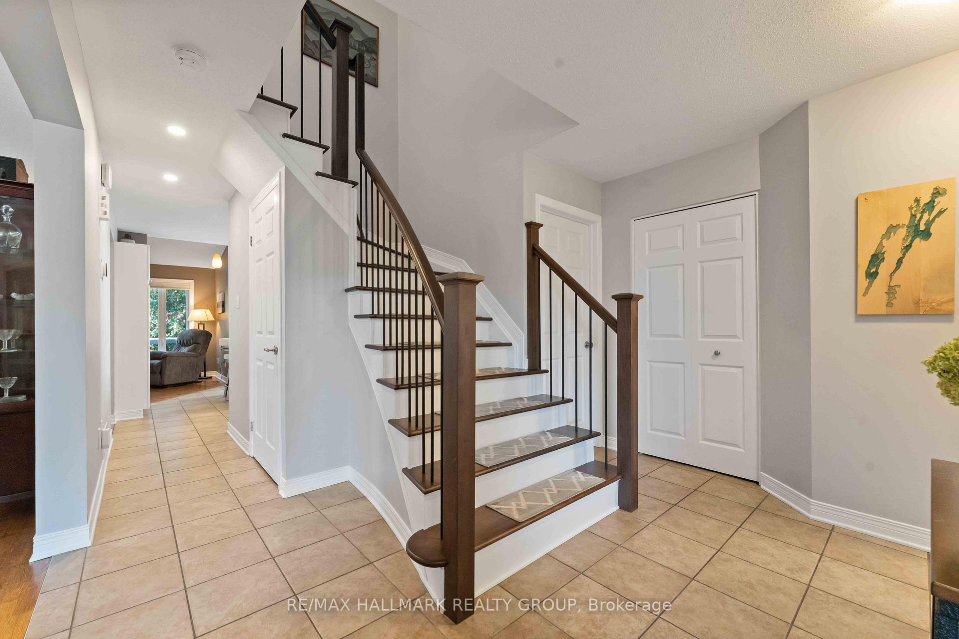 Photo 4 of 91 Borealis Crescent, Ottawa, Carson Meadows — HOMEH