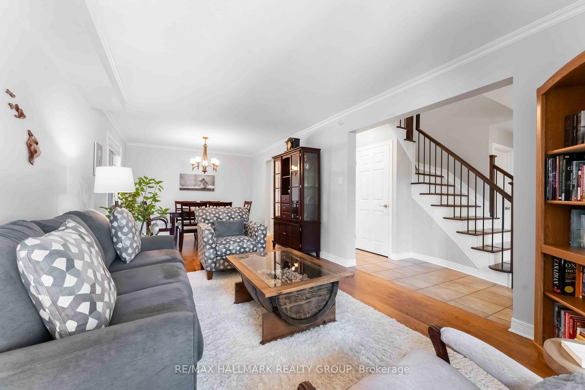 Photo 5 of 91 Borealis Crescent, Ottawa, Carson Meadows — HOMEH