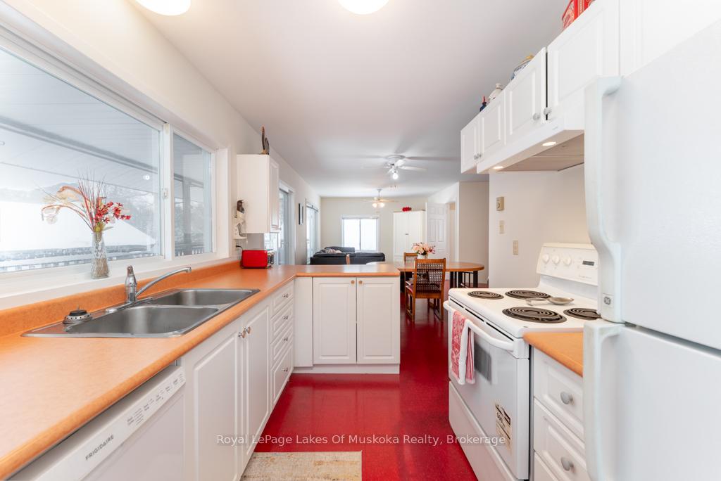 Photo 13 of 97 Pineaire Lane, Perry — HOMEH
