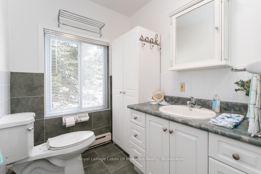 Photo 20 of 97 Pineaire Lane, Perry — HOMEH