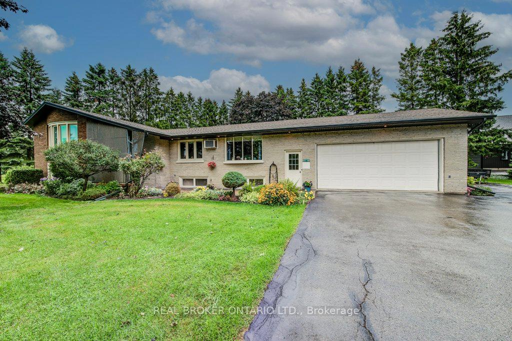 Photo 2 of 8719 164 Road, North Perth, Listowel — HOMEH