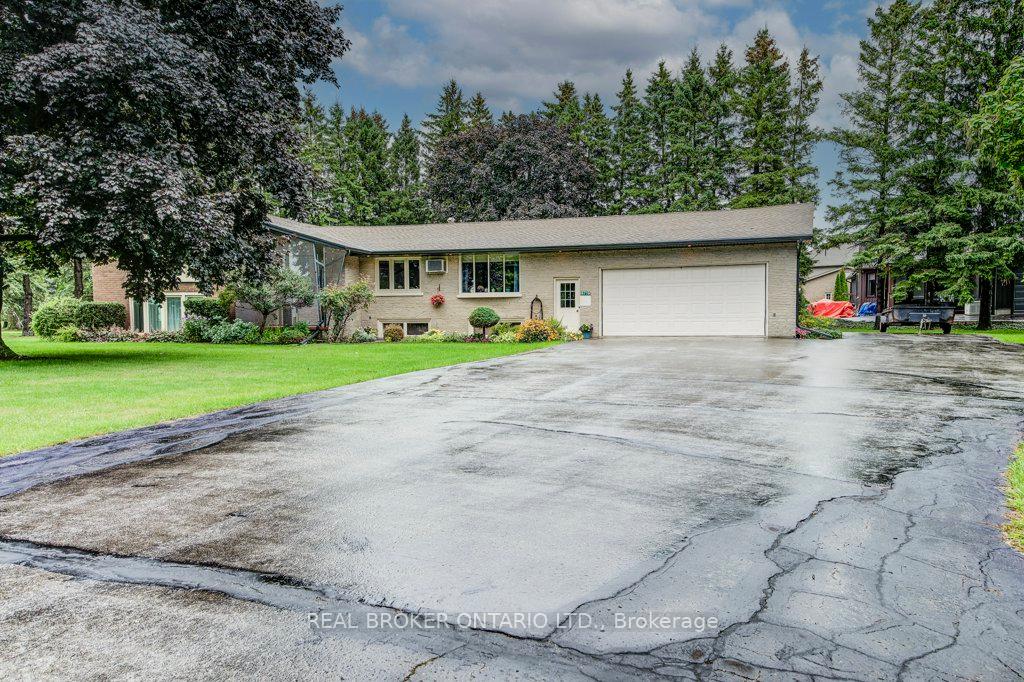 Photo 5 of 8719 164 Road, North Perth, Listowel — HOMEH
