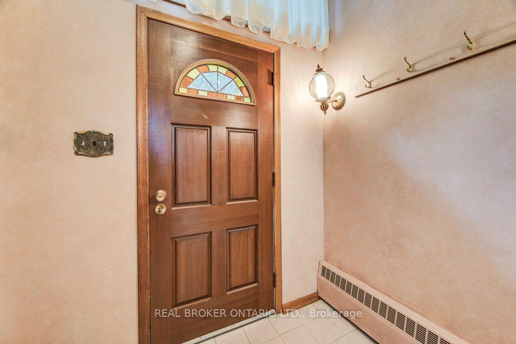 Photo 7 of 8719 164 Road, North Perth, Listowel — HOMEH