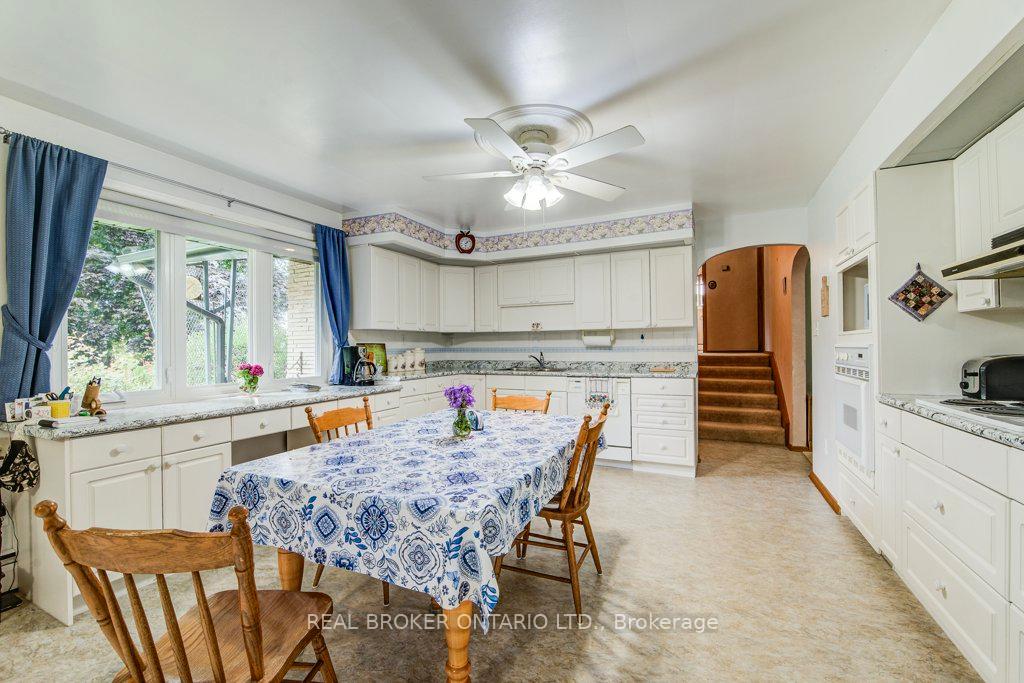 Photo 11 of 8719 164 Road, North Perth, Listowel — HOMEH