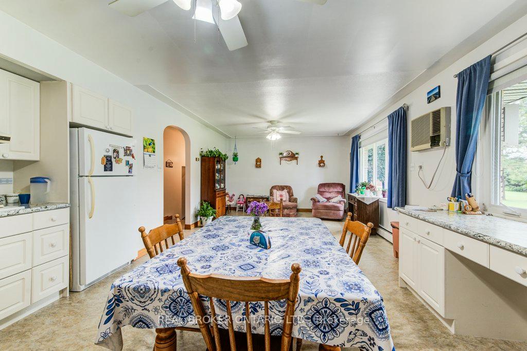 Photo 14 of 8719 164 Road, North Perth, Listowel — HOMEH