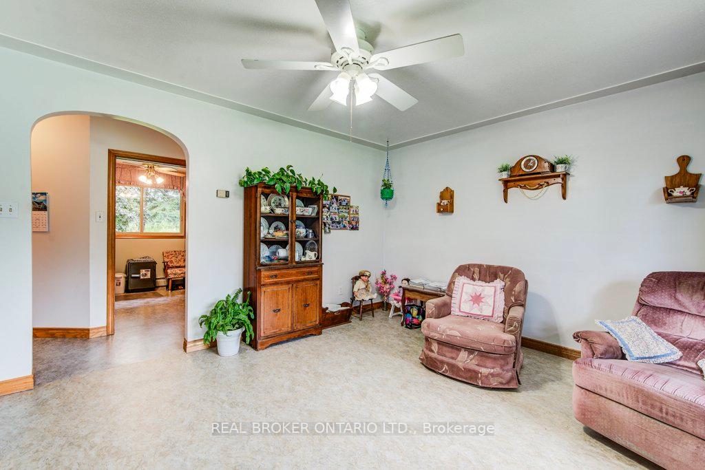 Photo 15 of 8719 164 Road, North Perth, Listowel — HOMEH