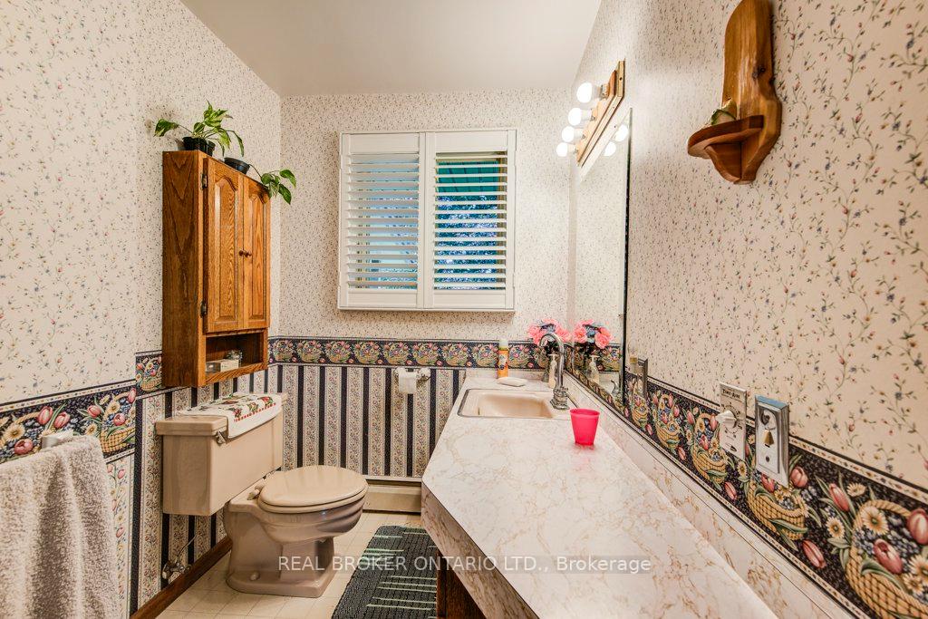Photo 16 of 8719 164 Road, North Perth, Listowel — HOMEH