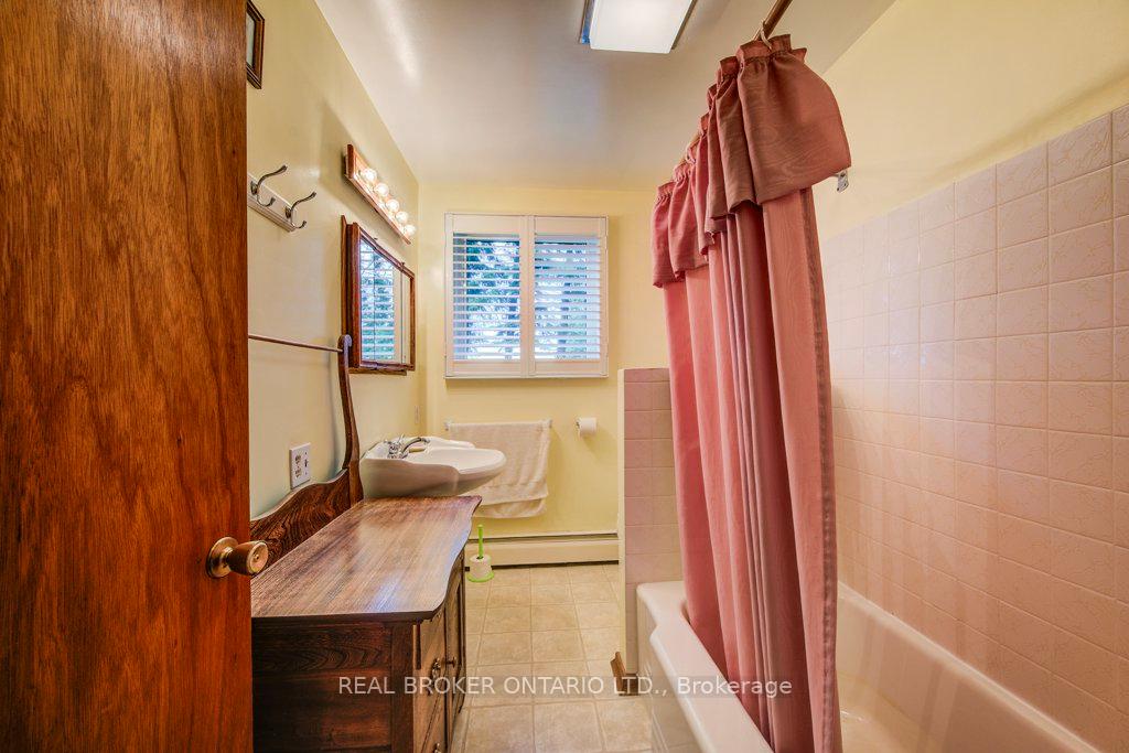 Photo 24 of 8719 164 Road, North Perth, Listowel — HOMEH