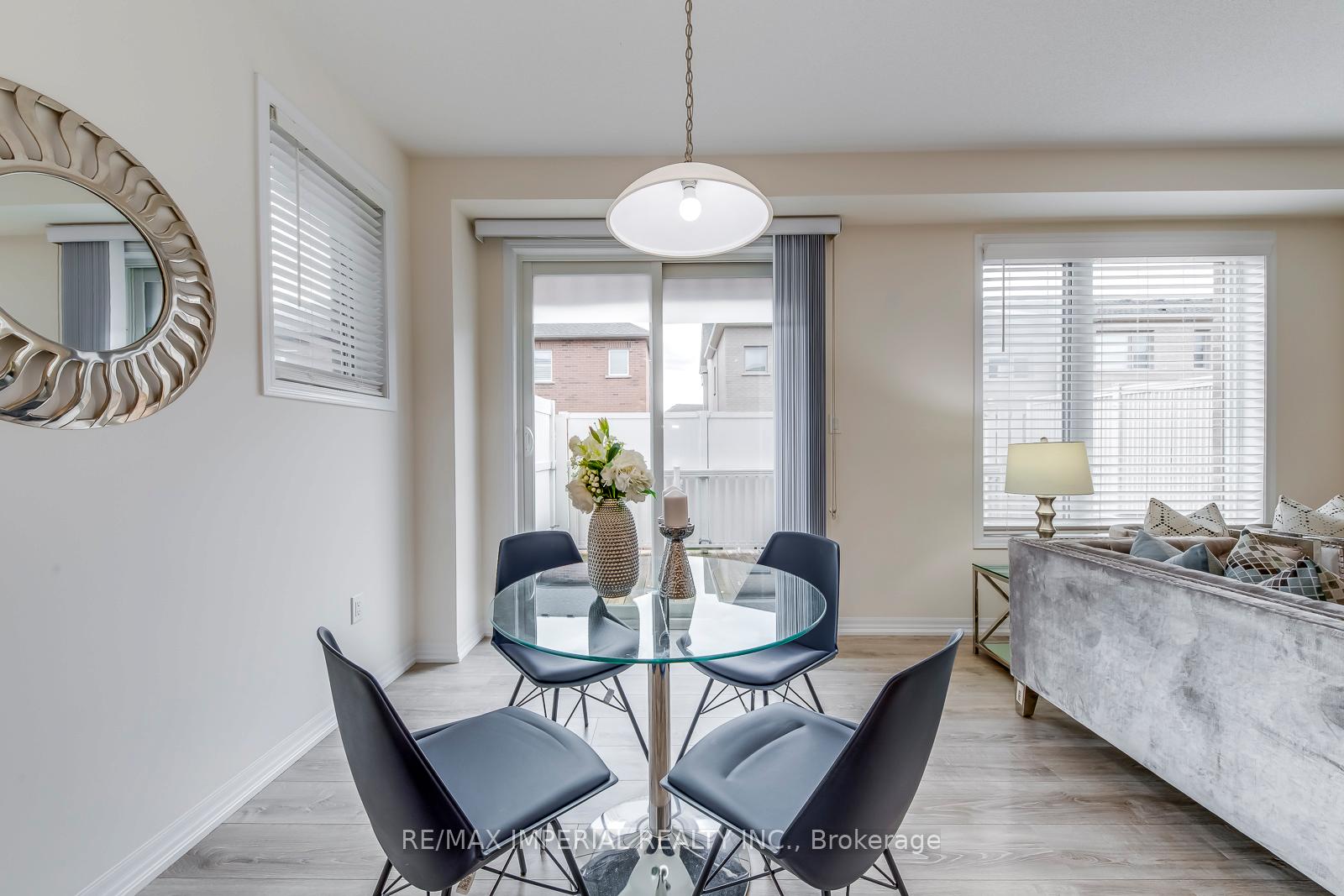 Photo 25 of 3334 Carding Mill Trail, Oakville, Glenorchy — HOMEH