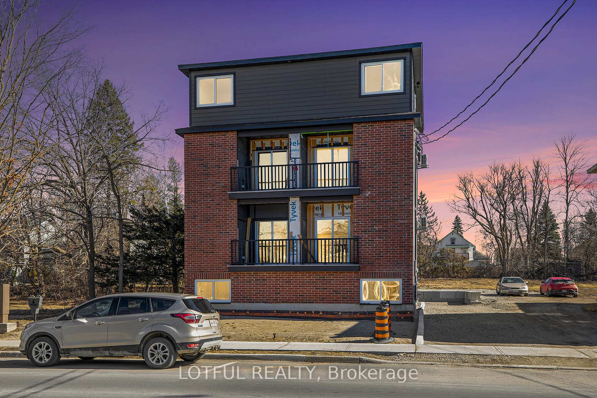 Photo 1 of Unit 202, 131 Gore Street E, Perth — HOMEH