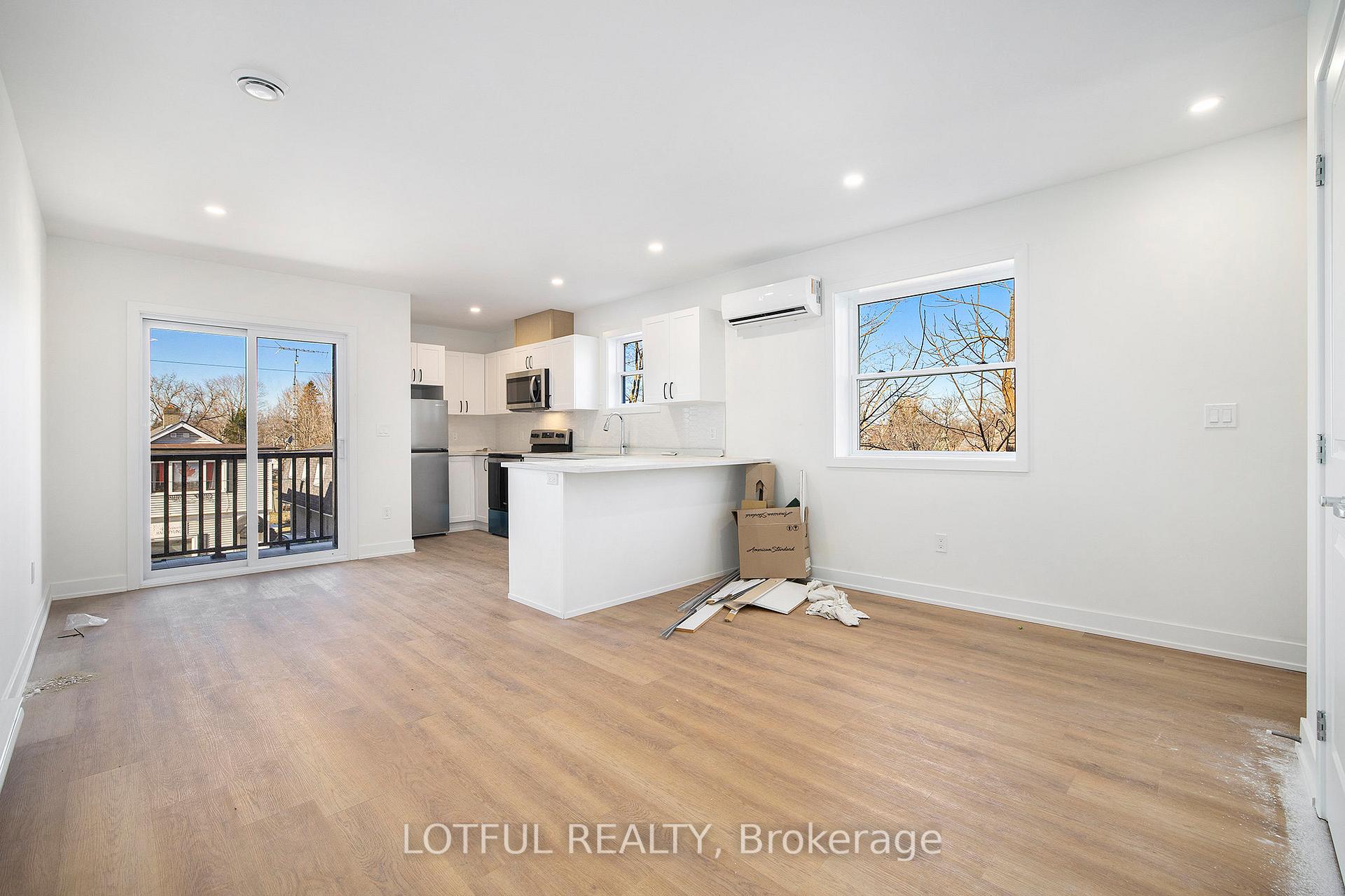 Photo 3 of Unit 202, 131 Gore Street E, Perth — HOMEH