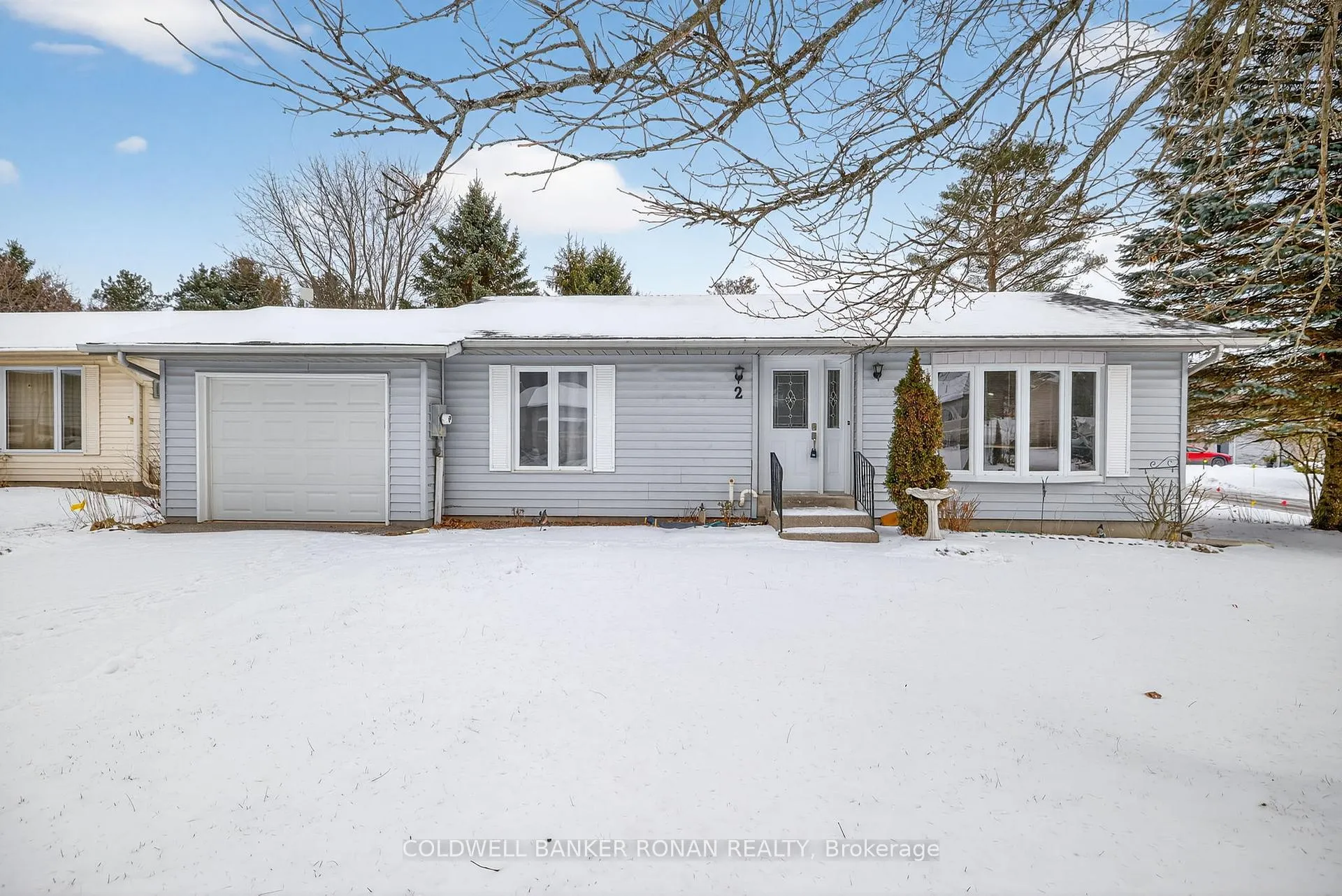 Photo 2 of 2 Balsam Court, New Tecumseth, Rural New Tecumseth — HOMEH