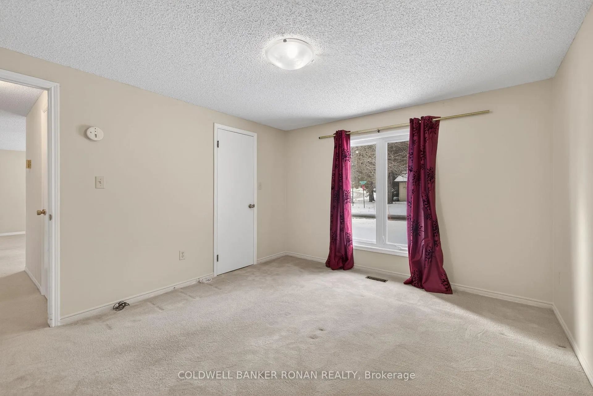 Photo 24 of 2 Balsam Court, New Tecumseth, Rural New Tecumseth — HOMEH