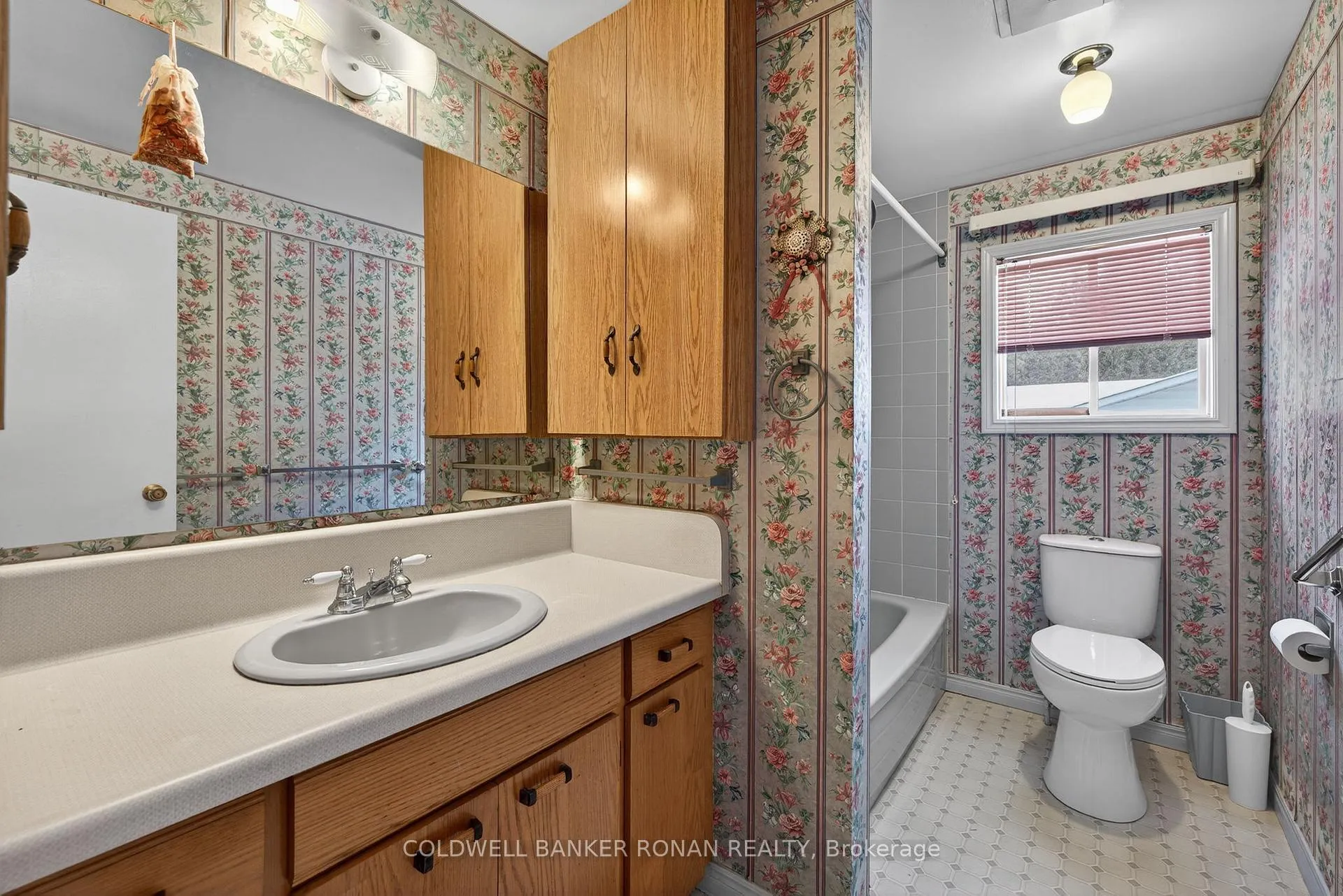 Photo 29 of 2 Balsam Court, New Tecumseth, Rural New Tecumseth — HOMEH