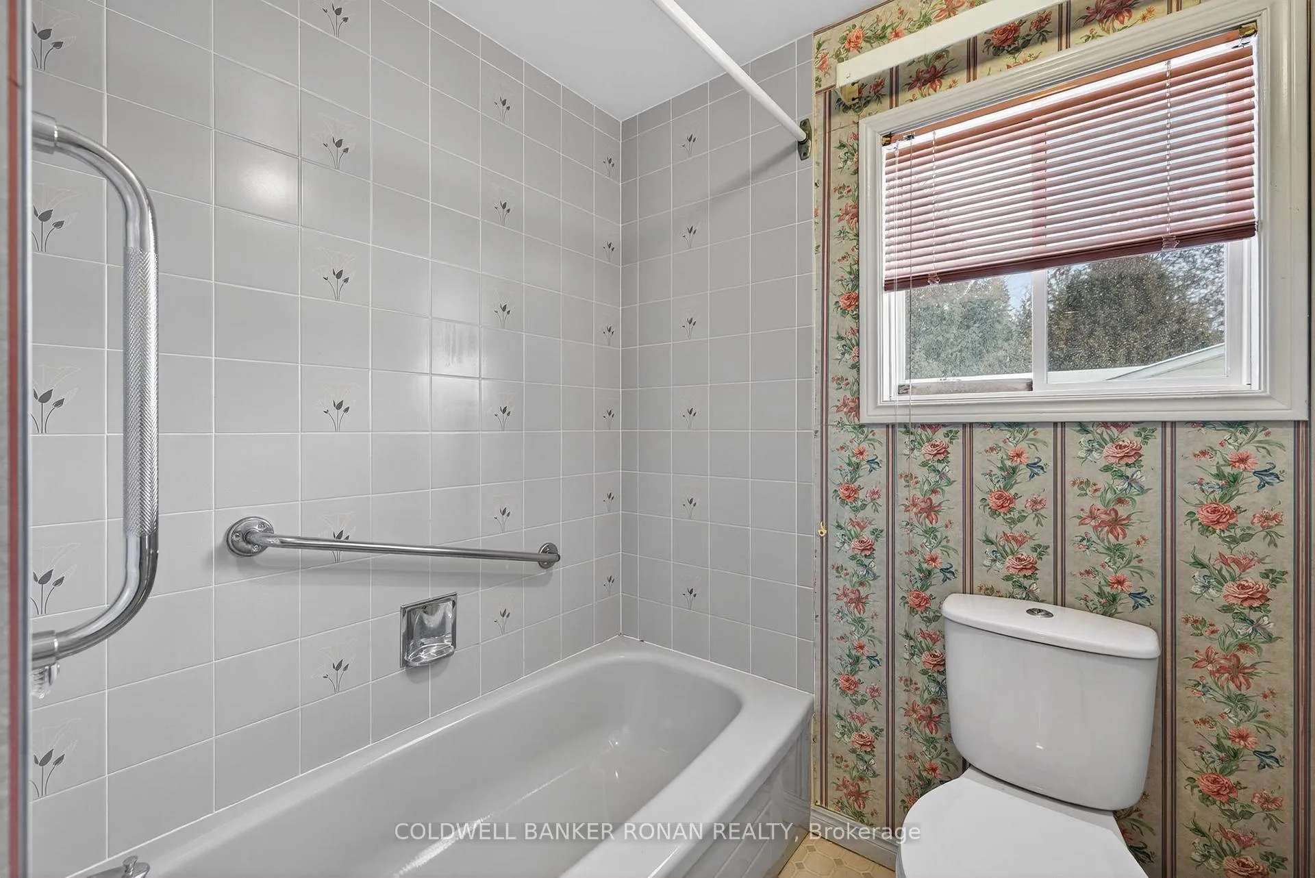 Photo 30 of 2 Balsam Court, New Tecumseth, Rural New Tecumseth — HOMEH