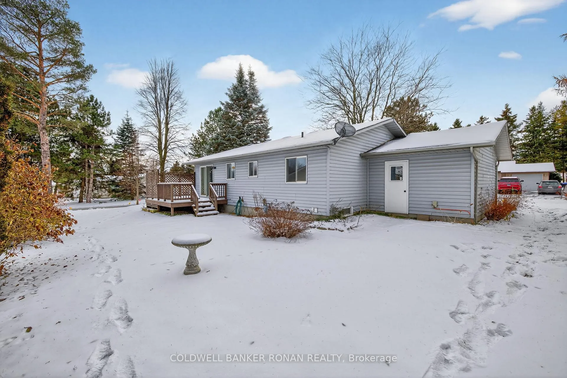 Photo 41 of 2 Balsam Court, New Tecumseth, Rural New Tecumseth — HOMEH