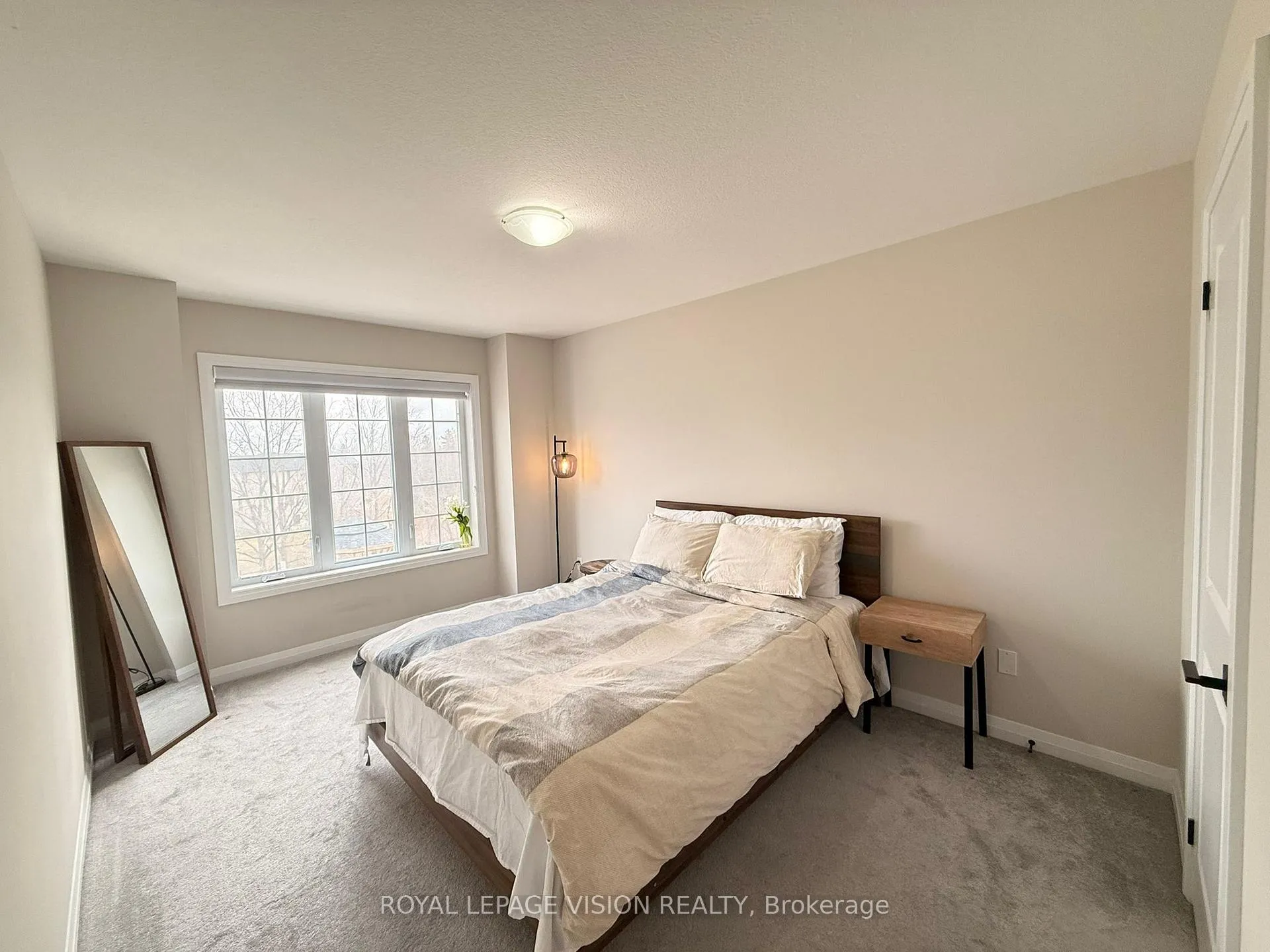 Photo 29 of 43 Bank Swallow Crescent, Kitchener — HOMEH