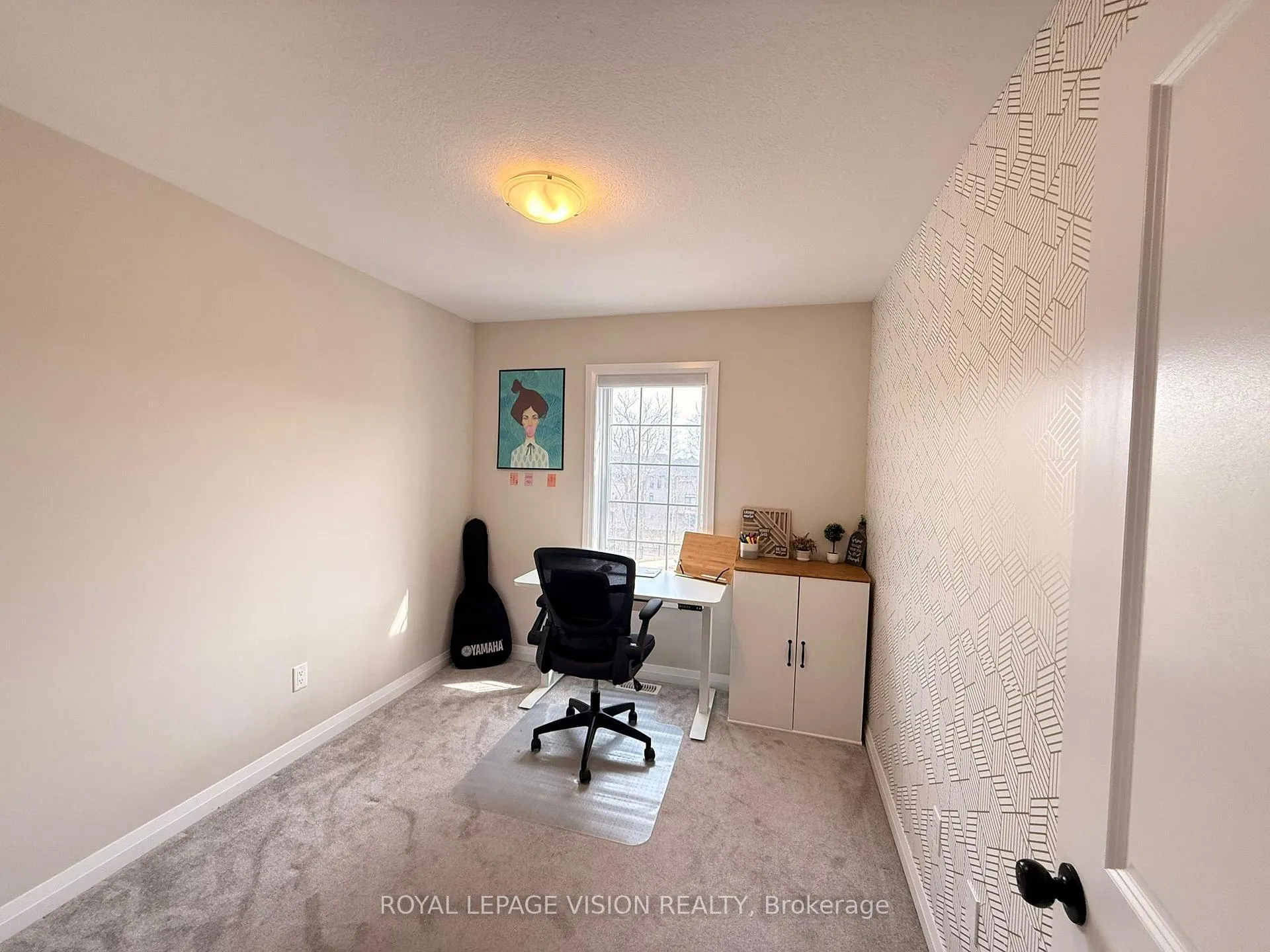 Photo 40 of 43 Bank Swallow Crescent, Kitchener — HOMEH